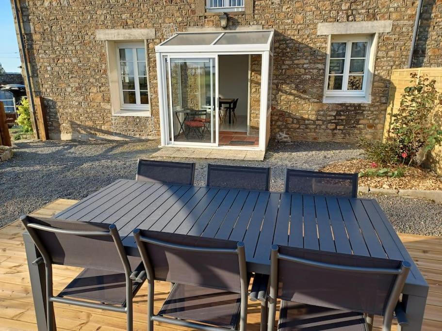 Maison Face Au Mont Avec Exterieur Avranches Exterior foto